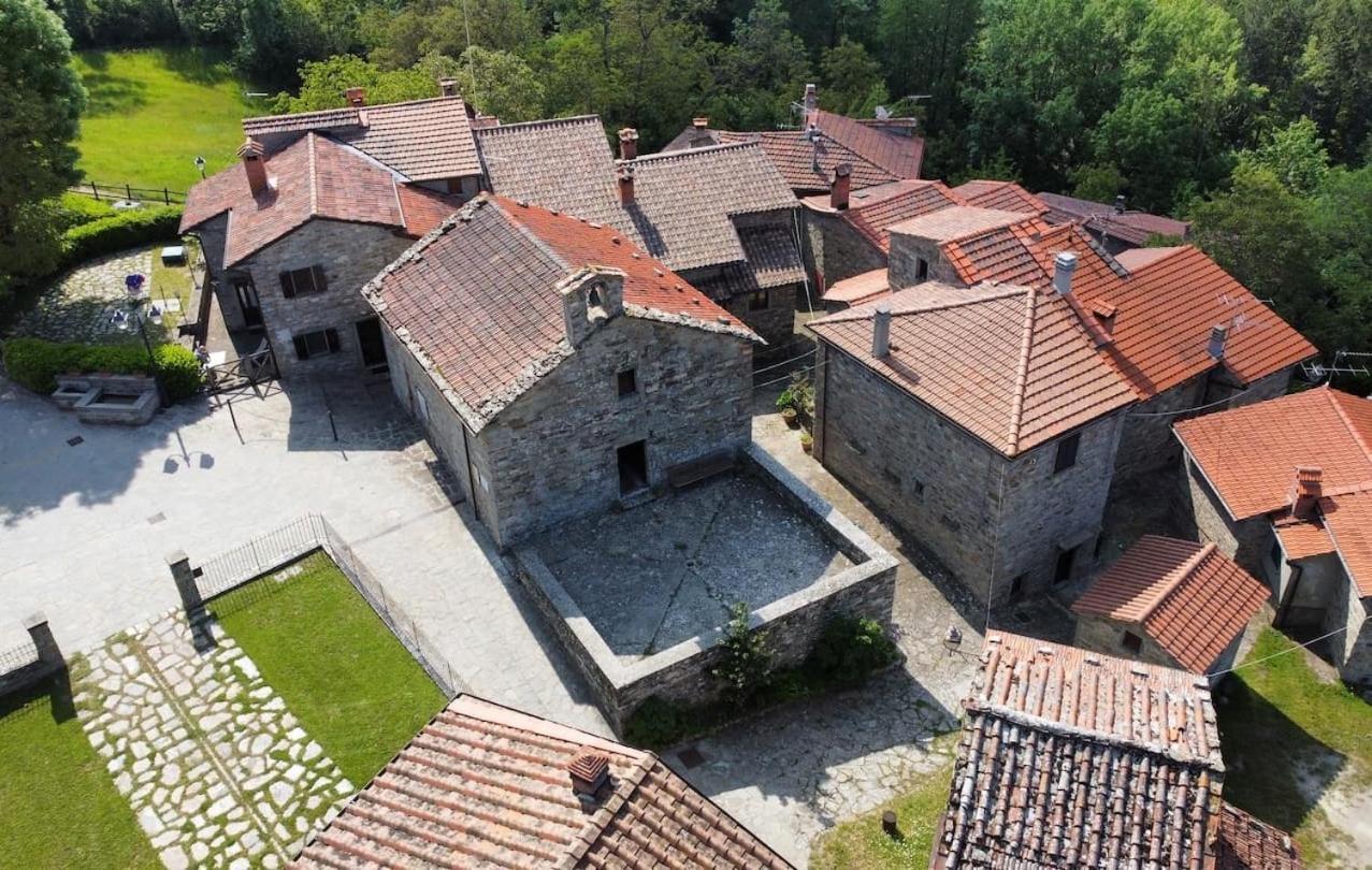 Agriturismo Vezzano Chiusi della Verna Exteriör bild