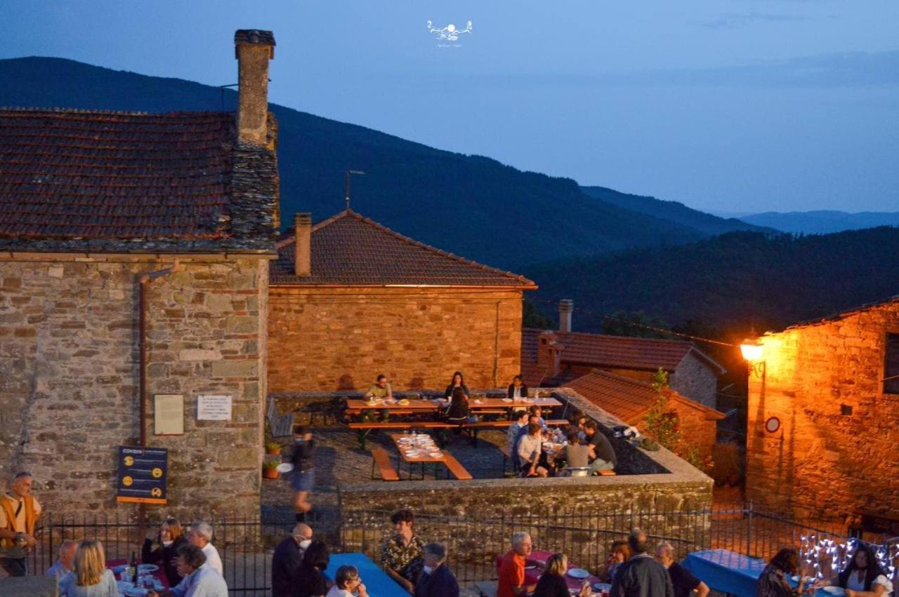 Agriturismo Vezzano Chiusi della Verna Exteriör bild